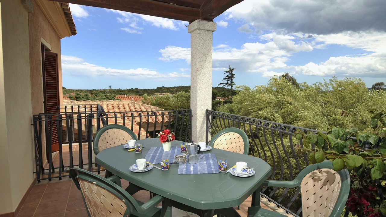 Photo of Patio Balcony in Case Peschiera-Lu Fraili