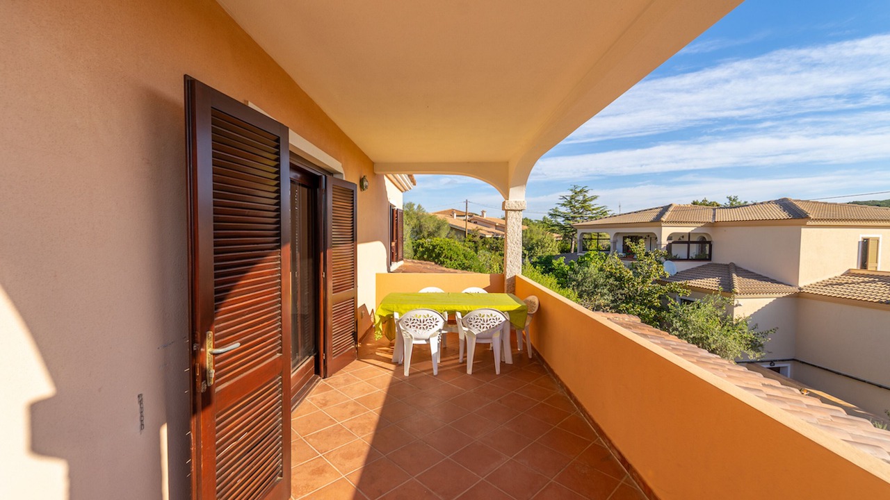 Photo of Patio Balcony in Case Peschiera-Lu Fraili