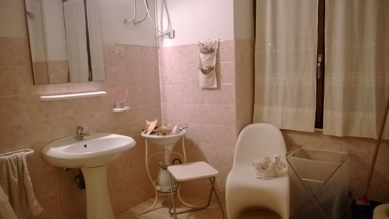 Photo of Bathroom in La Maddalena