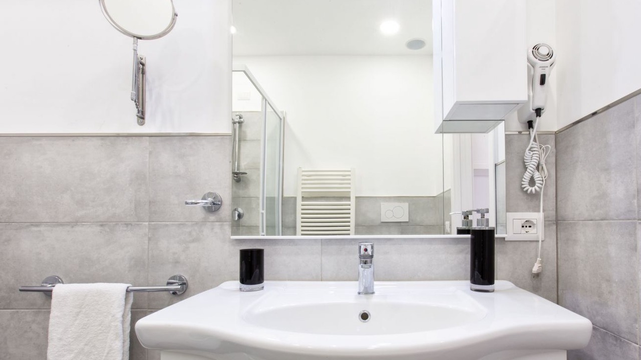 Photo of Bathroom in Sorrento City Centre