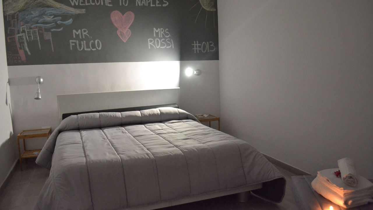 Photo of Bedroom in Naples City Centre