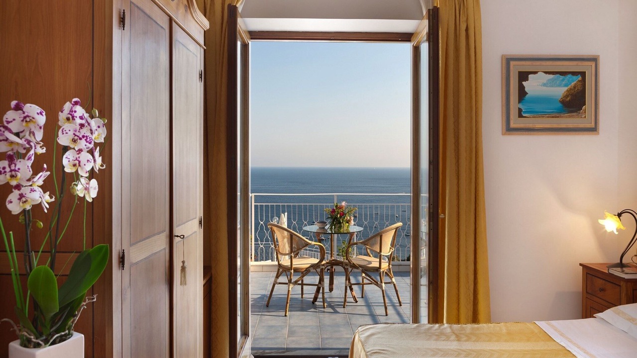 Photo of Bedroom in Sirenuse