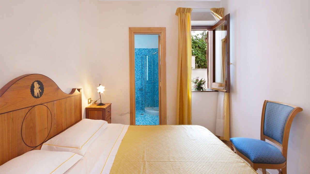 Photo of Bedroom in Sirenuse