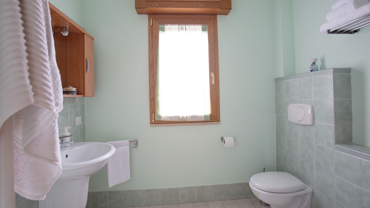 Photo of Bathroom in Eboli