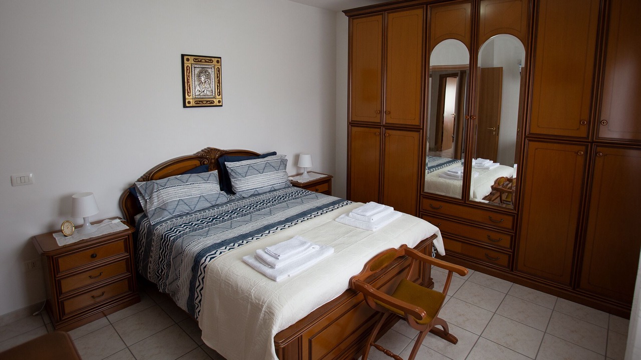 Photo of Bedroom in Eboli
