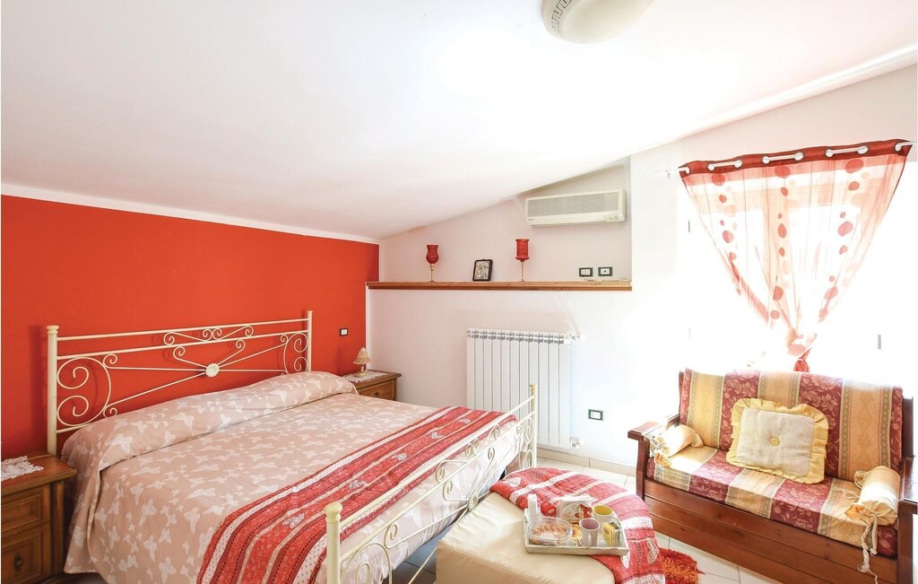 Photo of Bedroom in Falerna