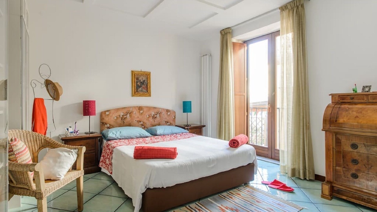 Photo of Bedroom in Naples City Centre