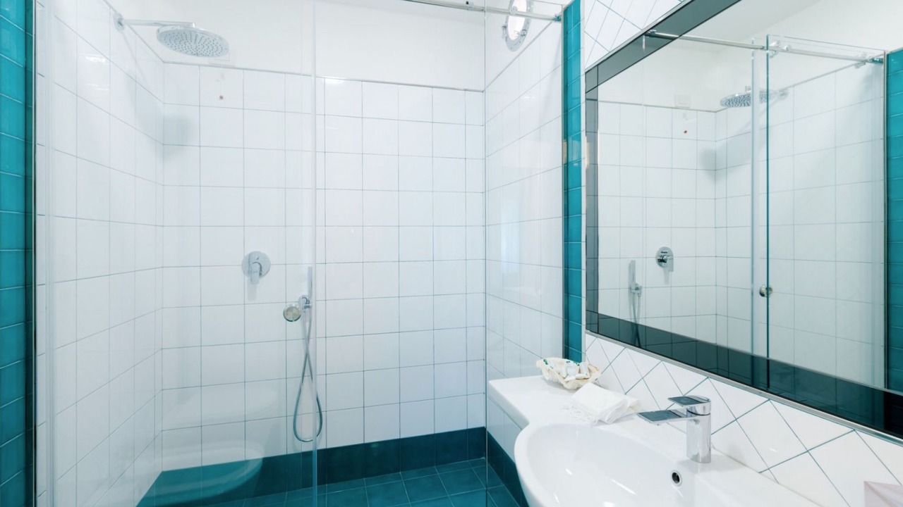 Photo of Bathroom in Sirenuse