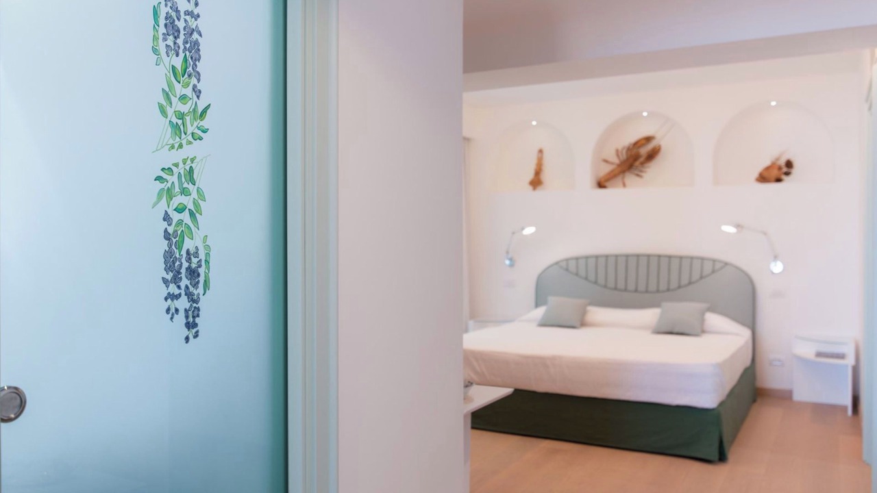 Photo of Bedroom in Sirenuse