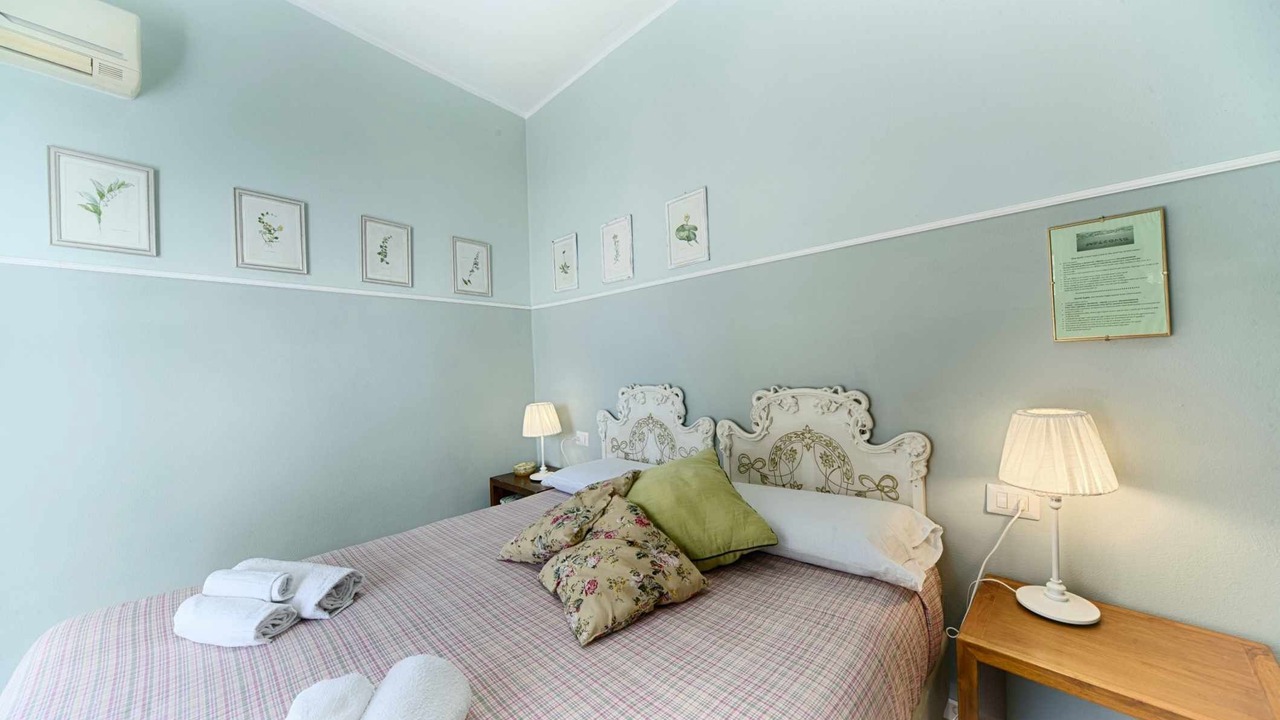 Photo of Bedroom in Olbia City Centre