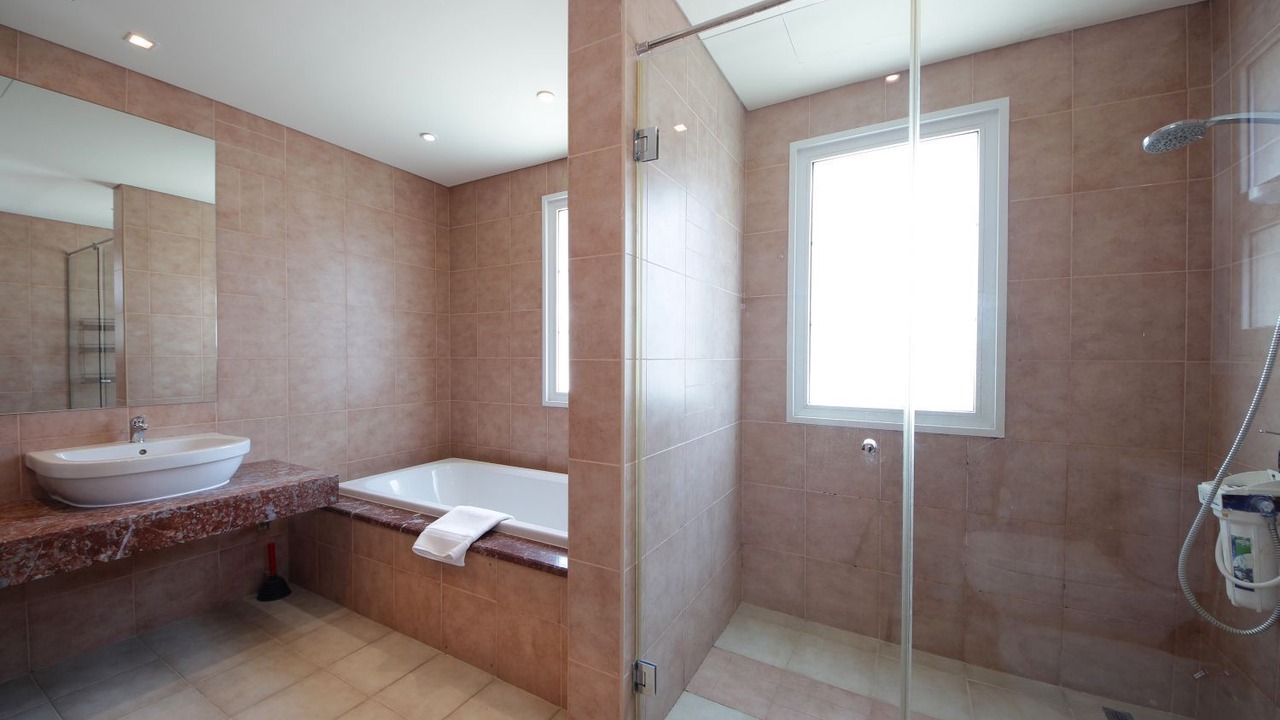 Photo of Bathroom in The Greens