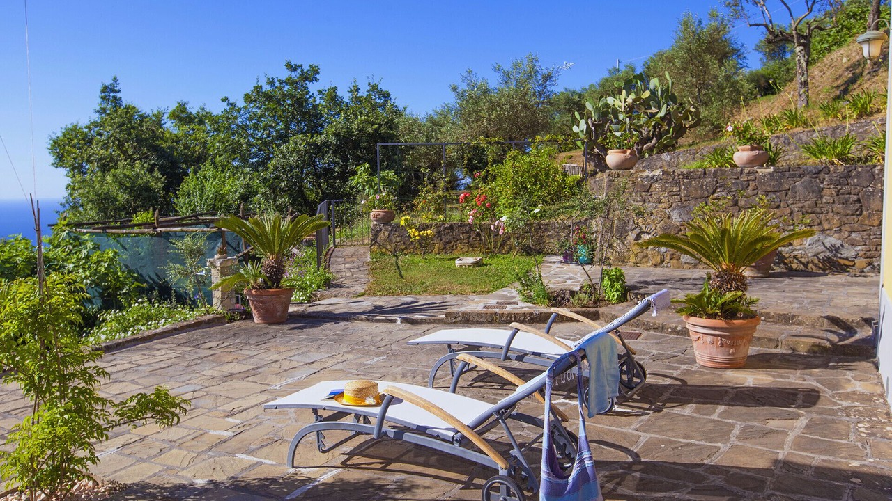 Photo of Patio Balcony in Sant'Agata sui Due Golfi
