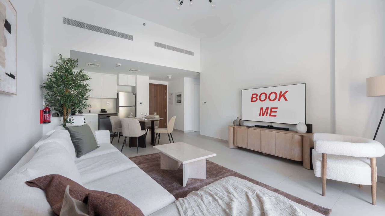 Photo of Livingroom in Umm Suqeim 3