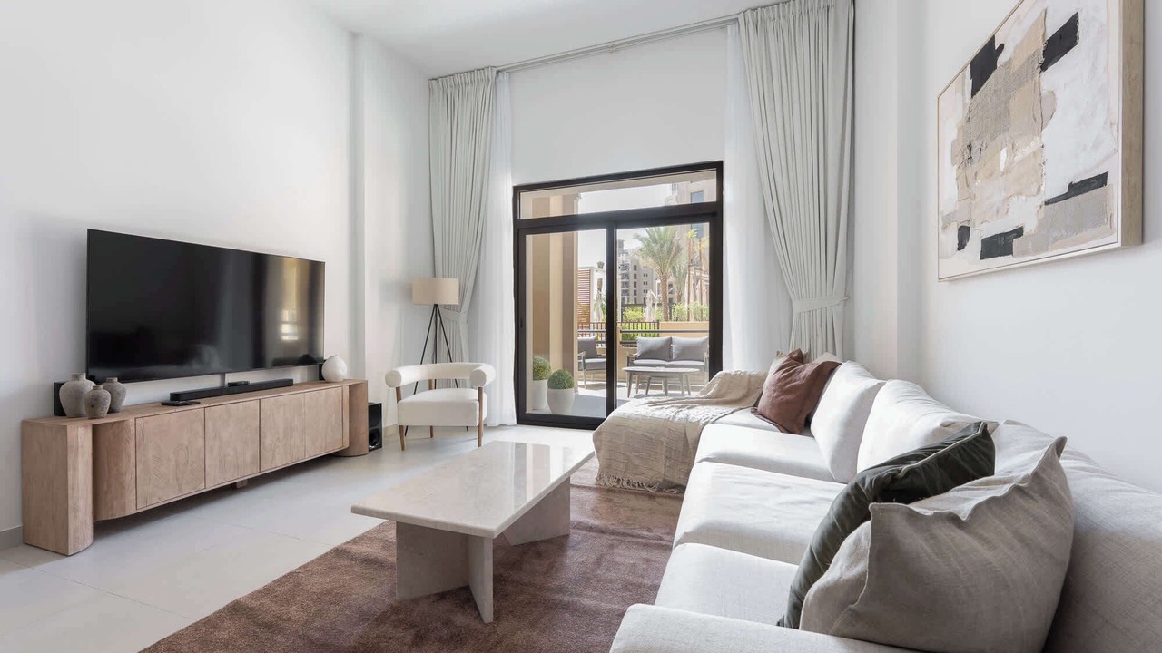 Photo of Livingroom in Umm Suqeim 3
