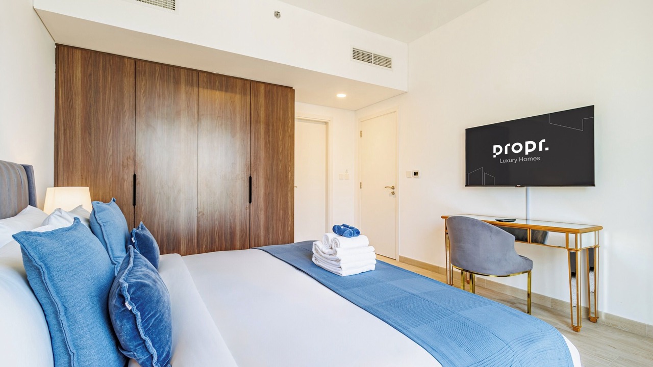 Photo of Bedroom in Umm Suqeim 3
