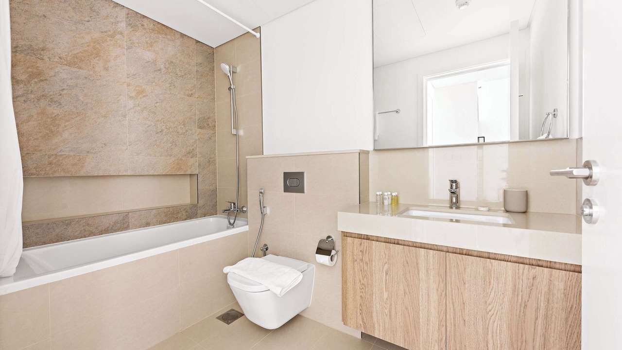 Photo of Bathroom in Za'abeel 2