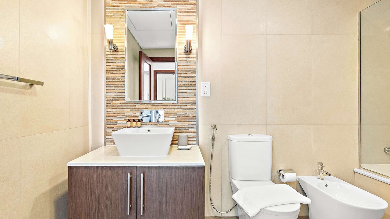 Photo of Bathroom in Za'abeel 2