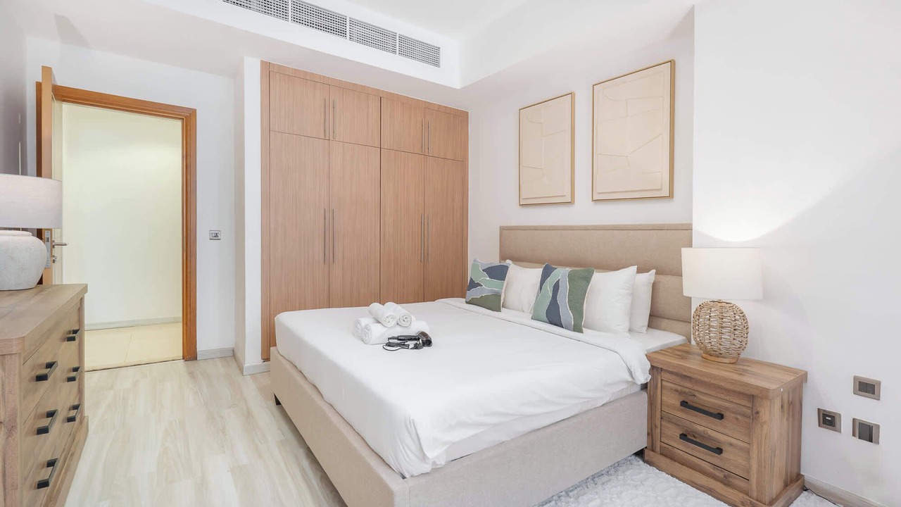 Photo of Bedroom in Al Barsha 1