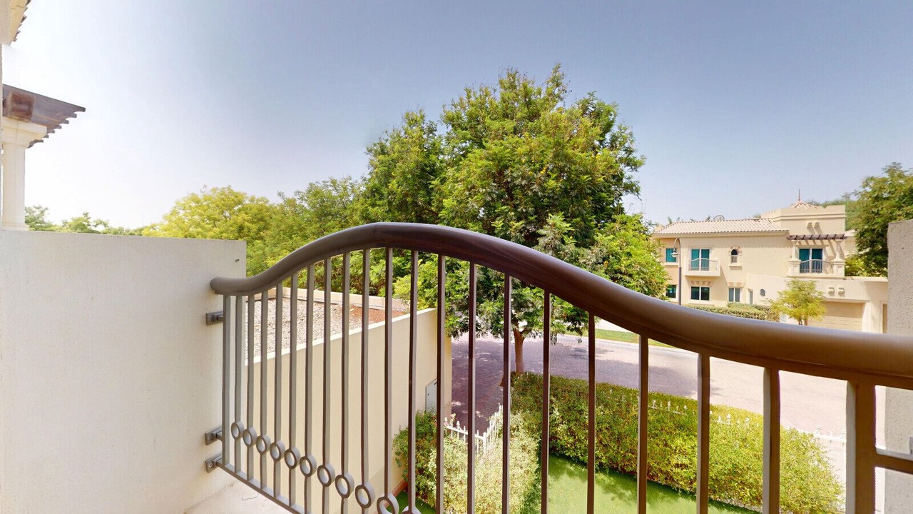 Photo of Patio Balcony in Dubai Sports City