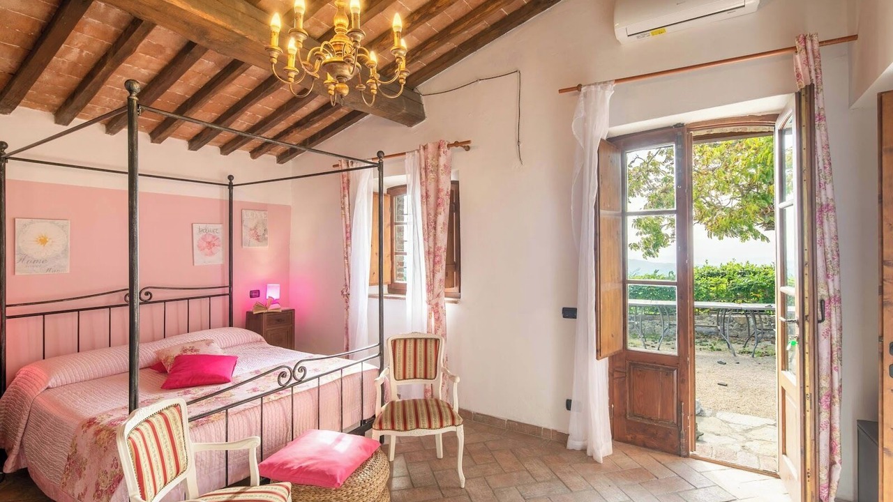 Photo of Bedroom in Castellina in Chianti
