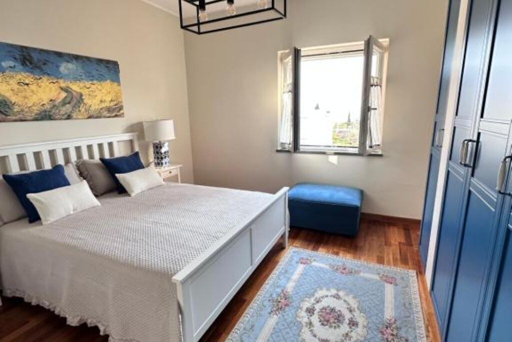 Photo of Bedroom in Torre del Greco