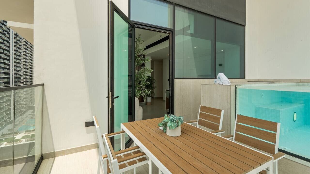 Photo of Outdoor in Jumeirah Village Circle