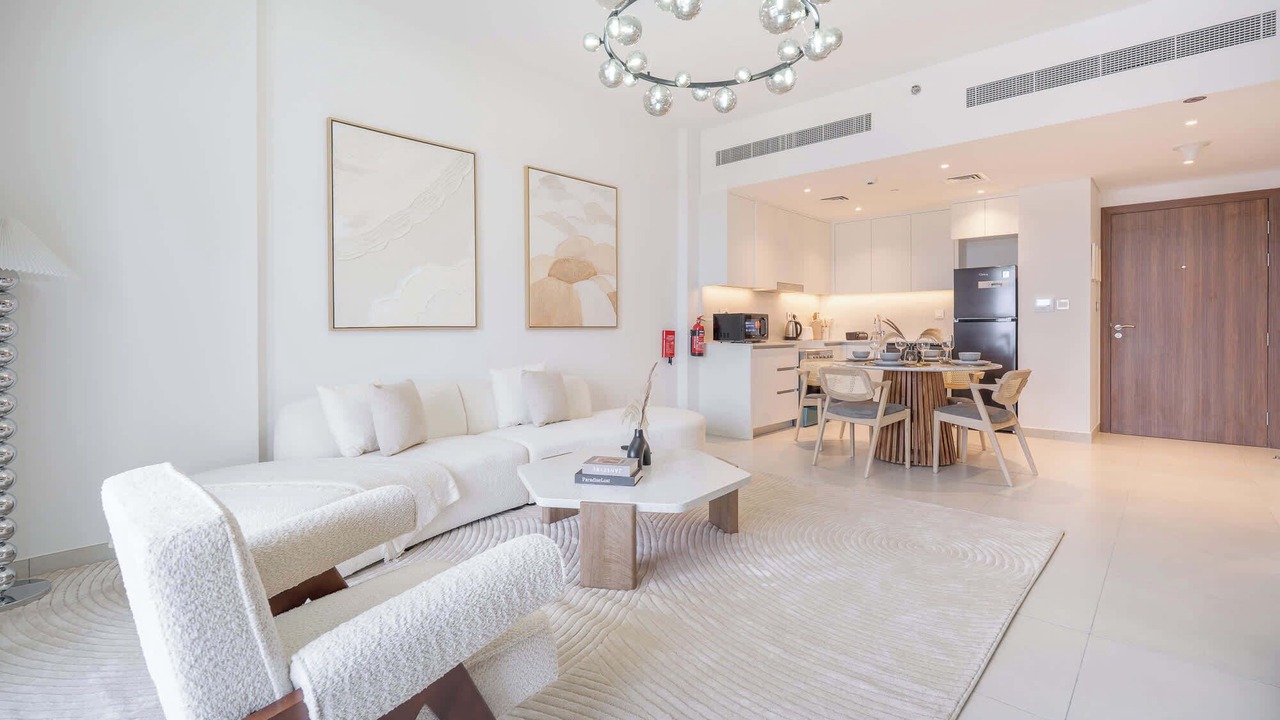 Photo of Livingroom in Umm Suqeim 3