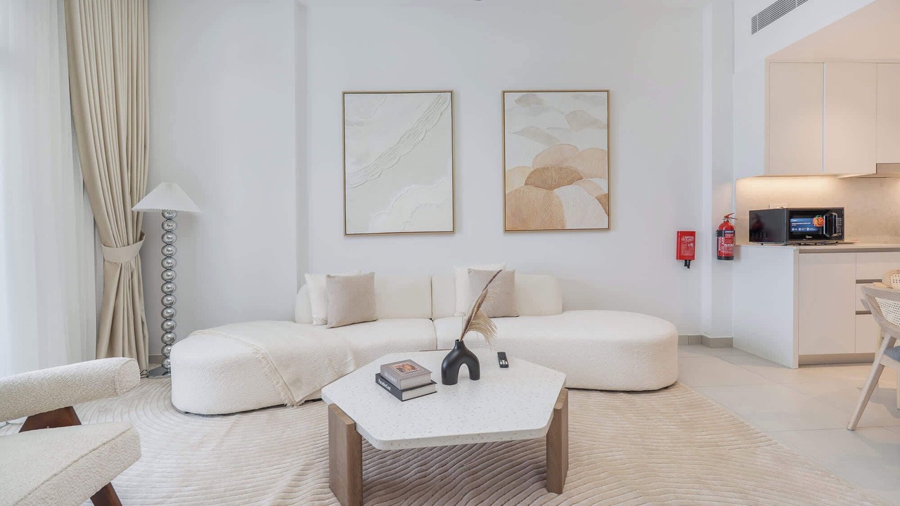 Photo of Livingroom in Umm Suqeim 3