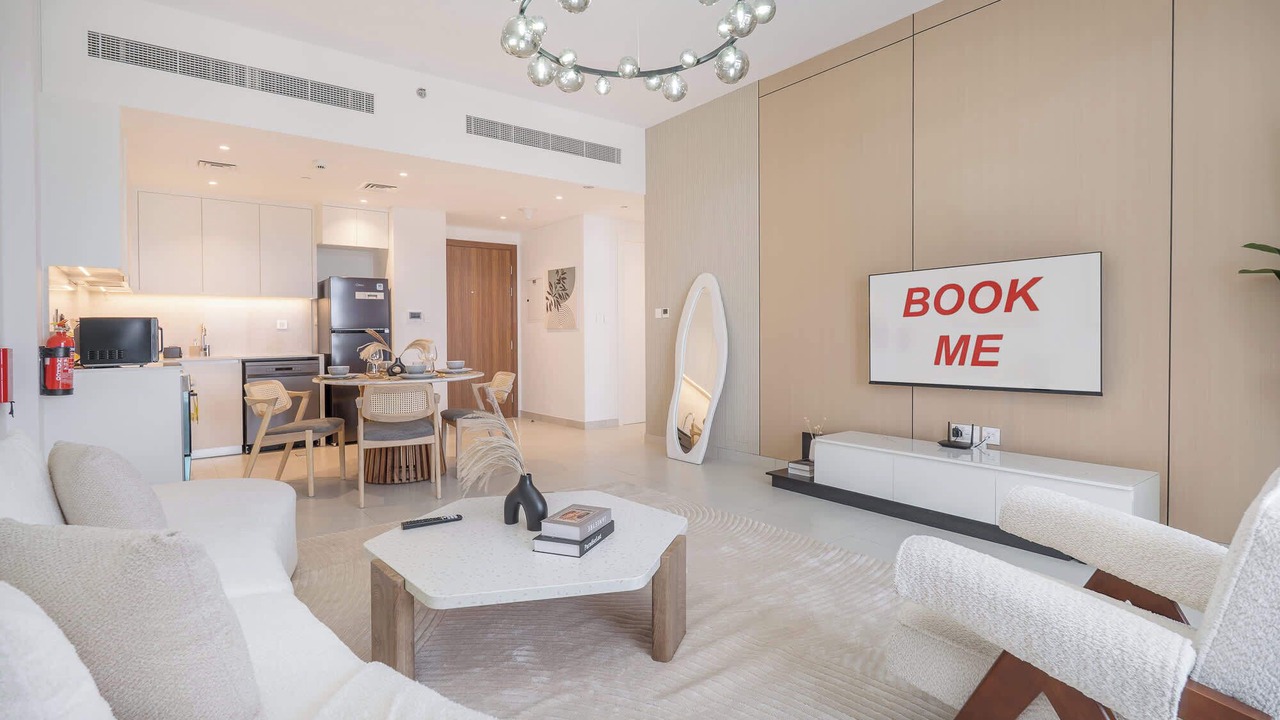 Photo of Livingroom in Umm Suqeim 3