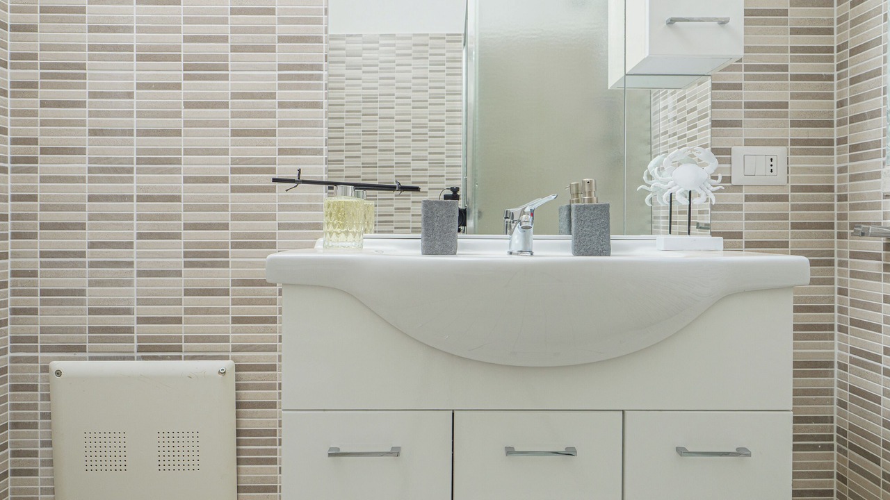 Photo of Bathroom in Baia Caddinas