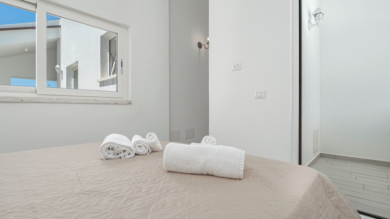 Photo of Bedroom in Baia Caddinas