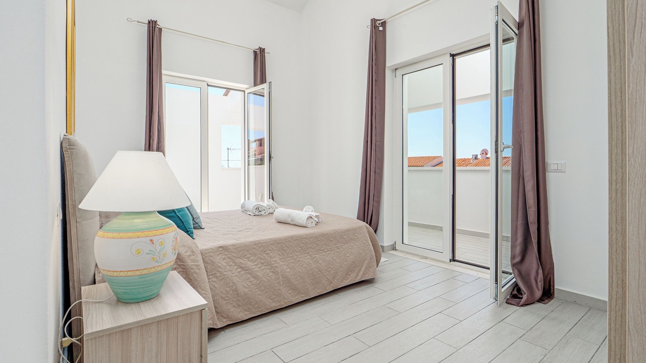 Photo of Bedroom in Baia Caddinas