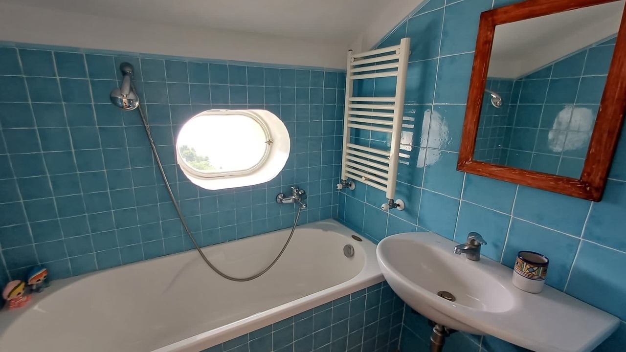 Photo of Bathroom in Raito