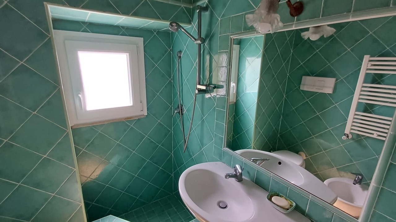 Photo of Bathroom in Raito