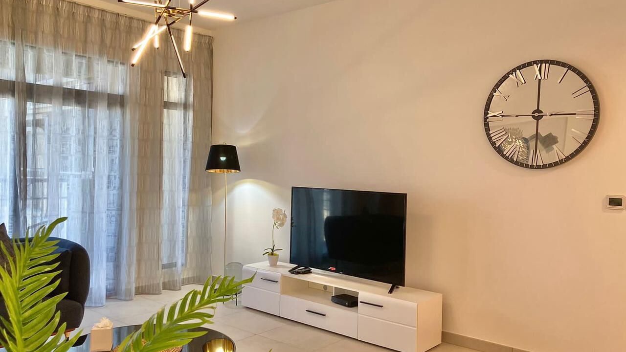 Photo of Livingroom in Umm Suqeim 3