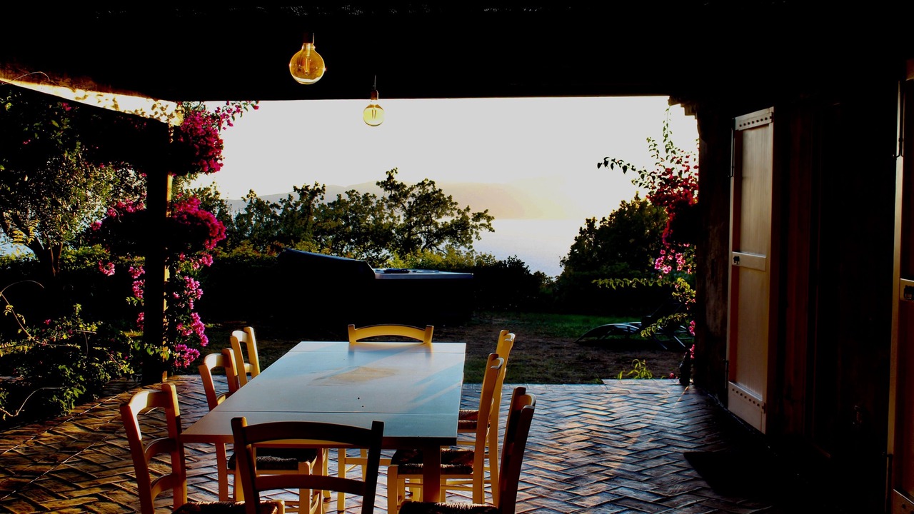 Photo of Outdoor in Cersuta