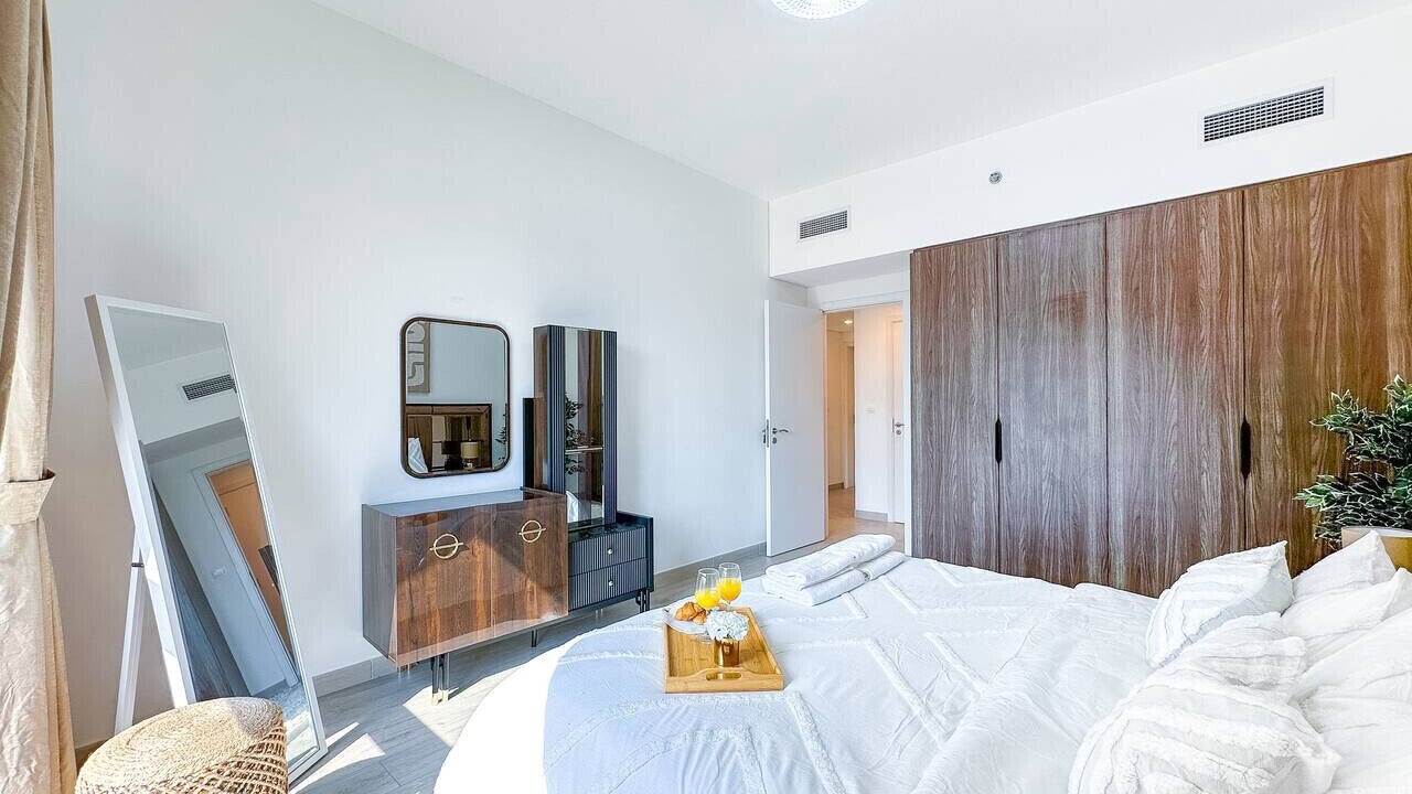 Photo of Bedroom in Umm Suqeim 3