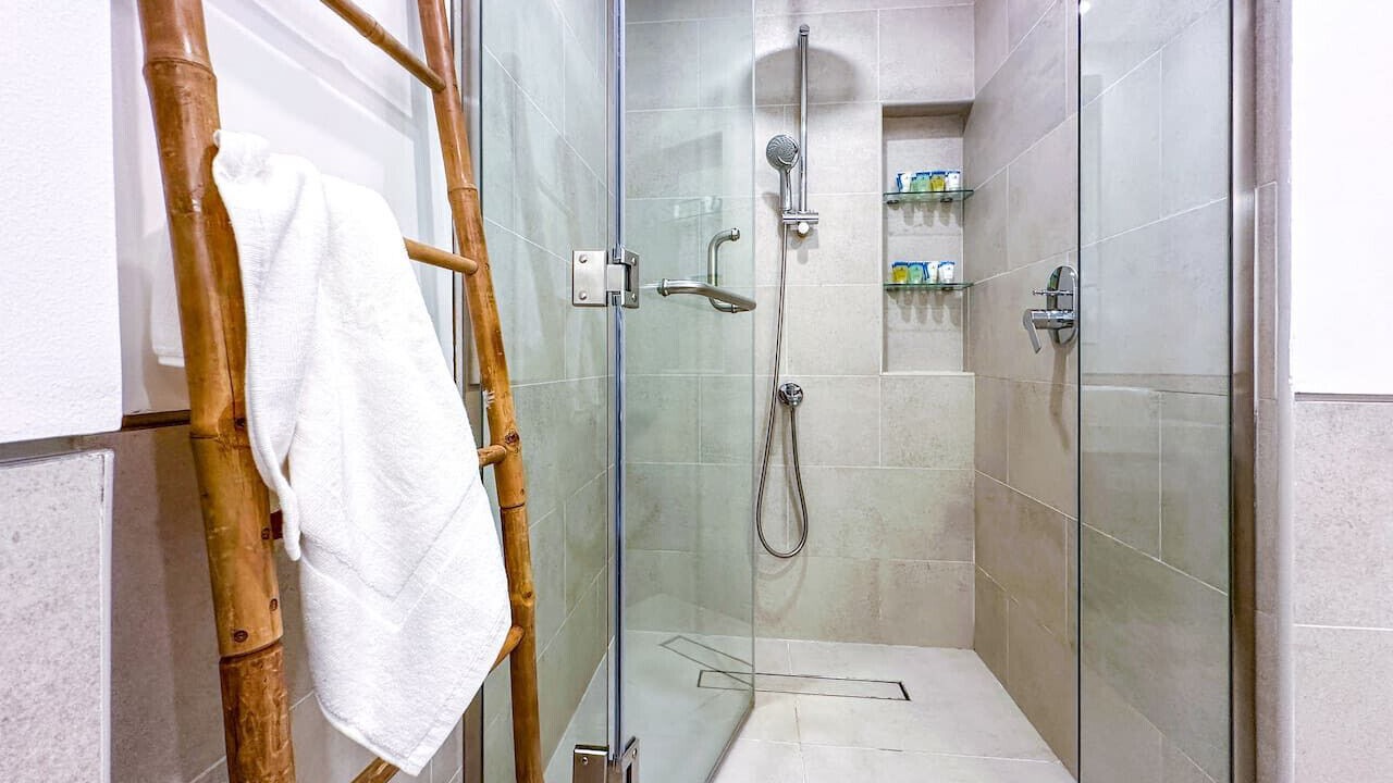 Photo of Bathroom in Umm Suqeim 3