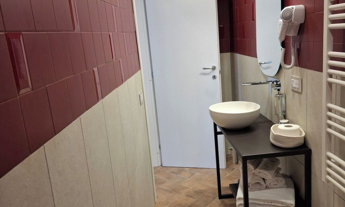 Photo of Bathroom in Rione Duomo