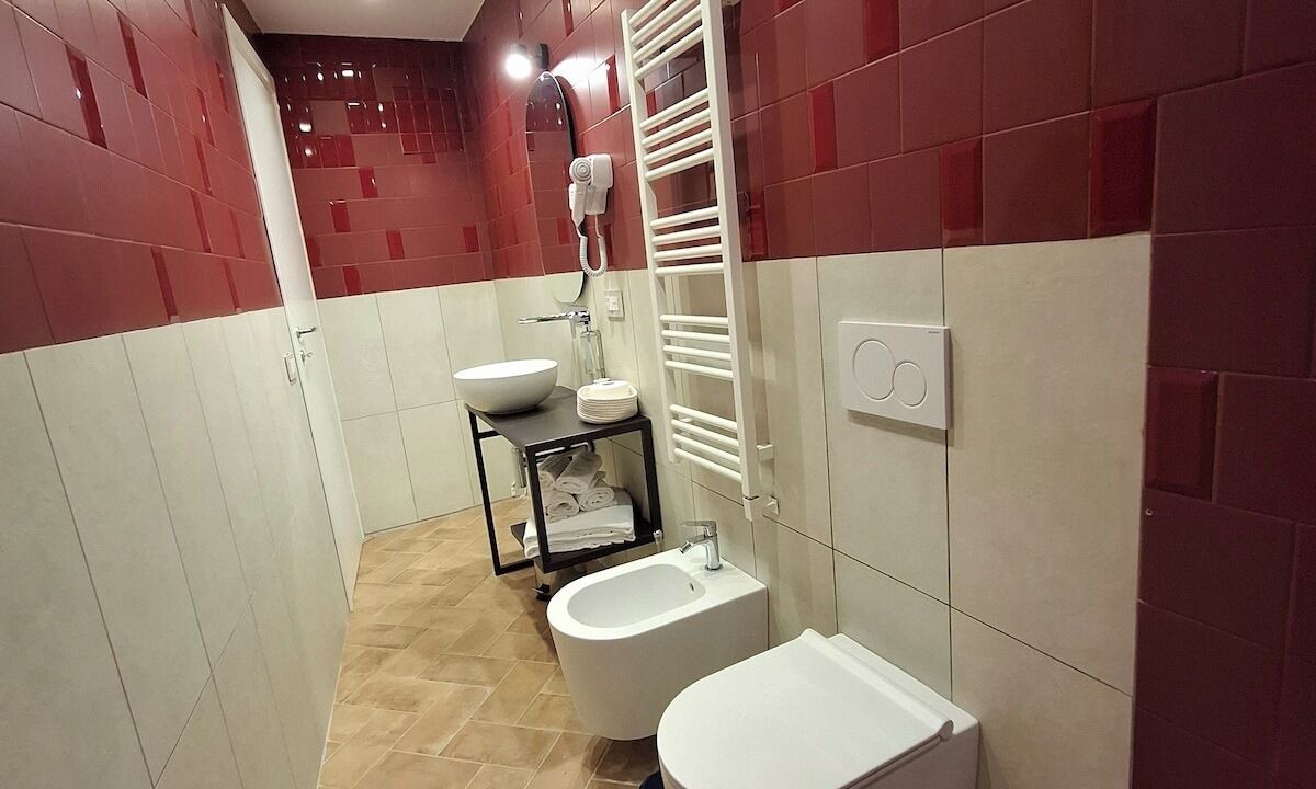 Photo of Bathroom in Rione Duomo
