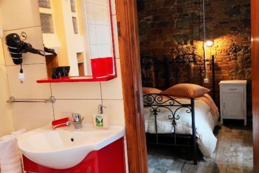 Photo of Bathroom in Serra San Bruno