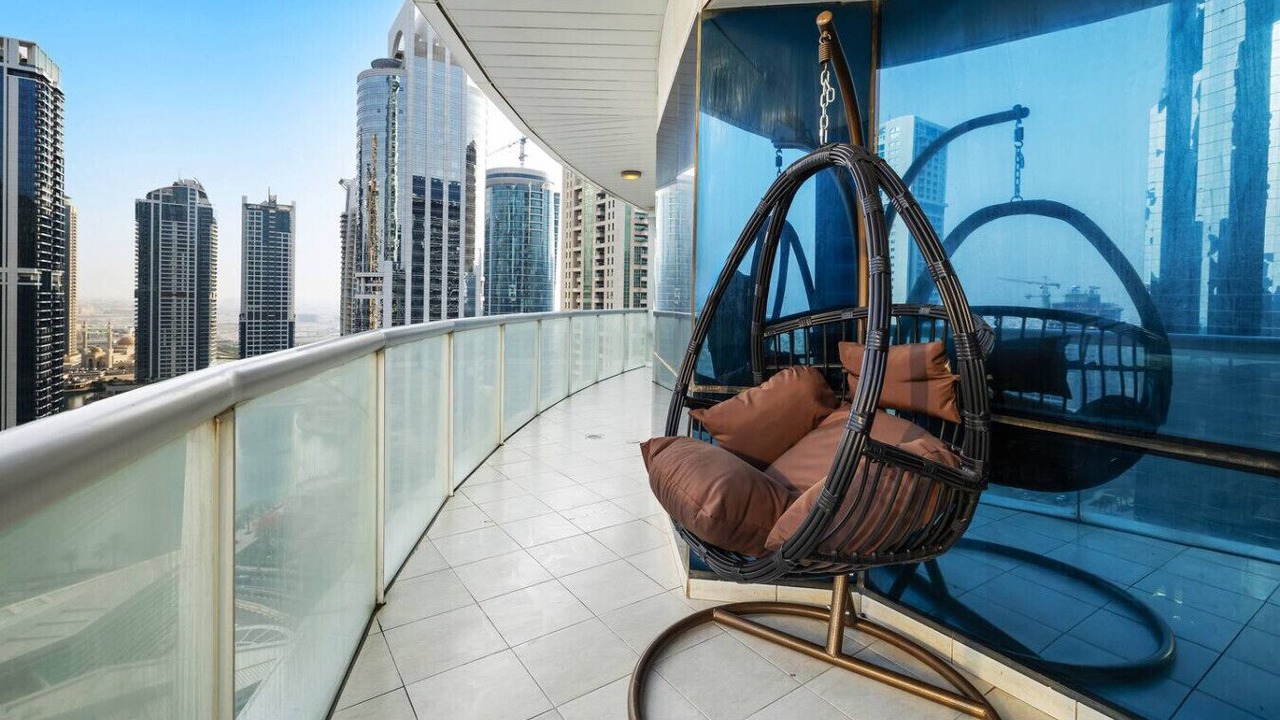 Photo of Patio Balcony in Jumeirah Lake Towers