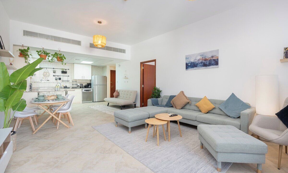 Photo of Livingroom in Motor City