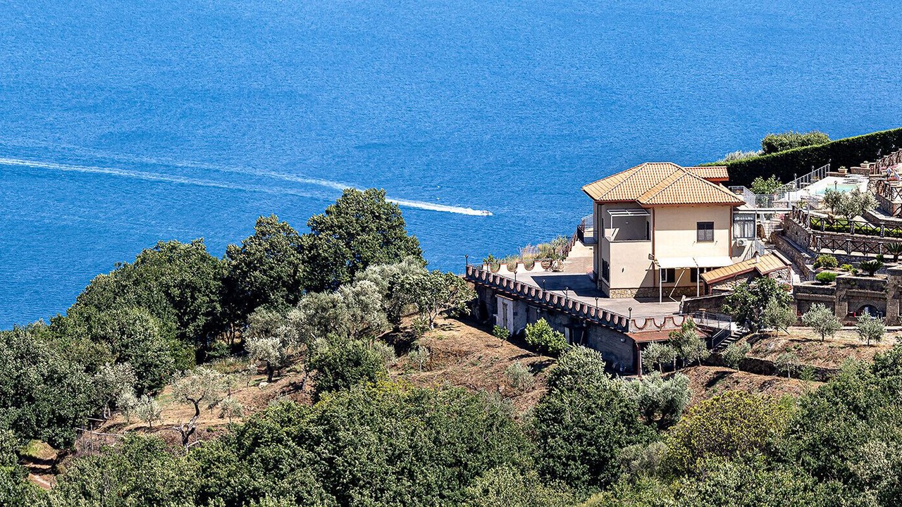 Photo of Outdoor in Sant'Agata sui Due Golfi