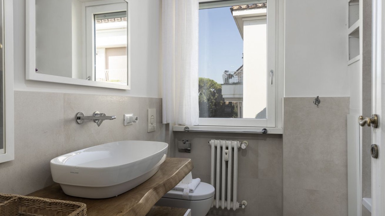 Photo of Bathroom in Aventine