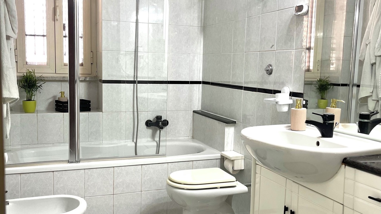 Photo of Bathroom in Capodrise