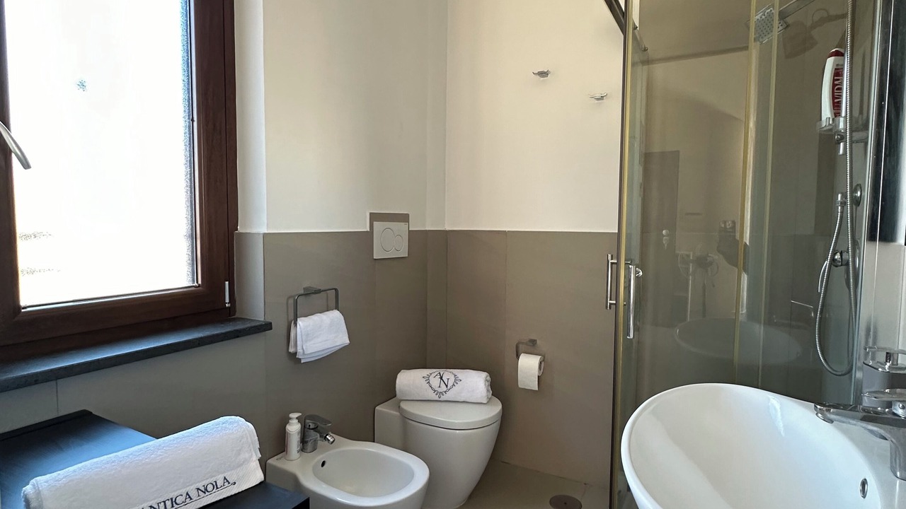 Photo of Bathroom in Nola