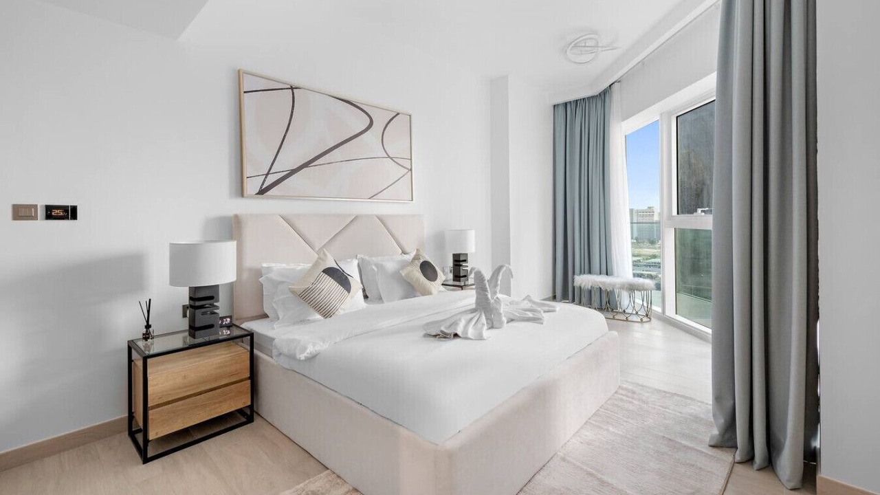 Photo of Bedroom in Jumeirah Lake Towers