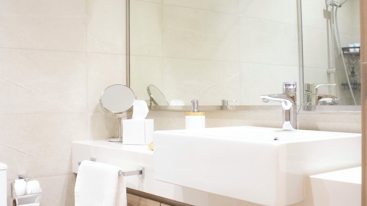 Photo of Bathroom in Trade Centre 1