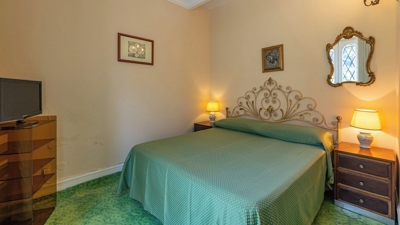 Photo of Bedroom in Ischia Porto